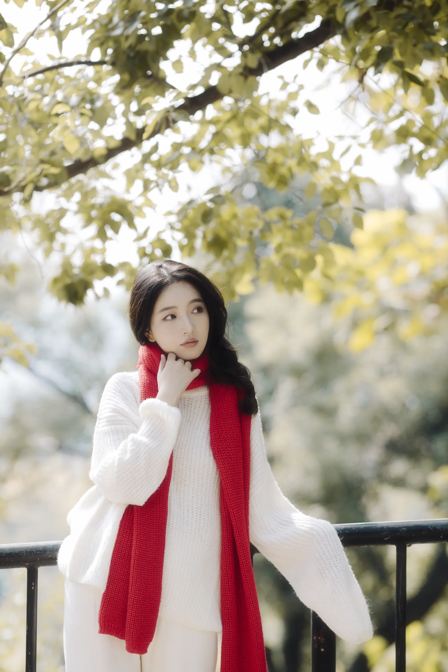 [YITUYU] 2022.12.05 Vol.2604 – Red Warm Winter ghost beard#[46P]-22