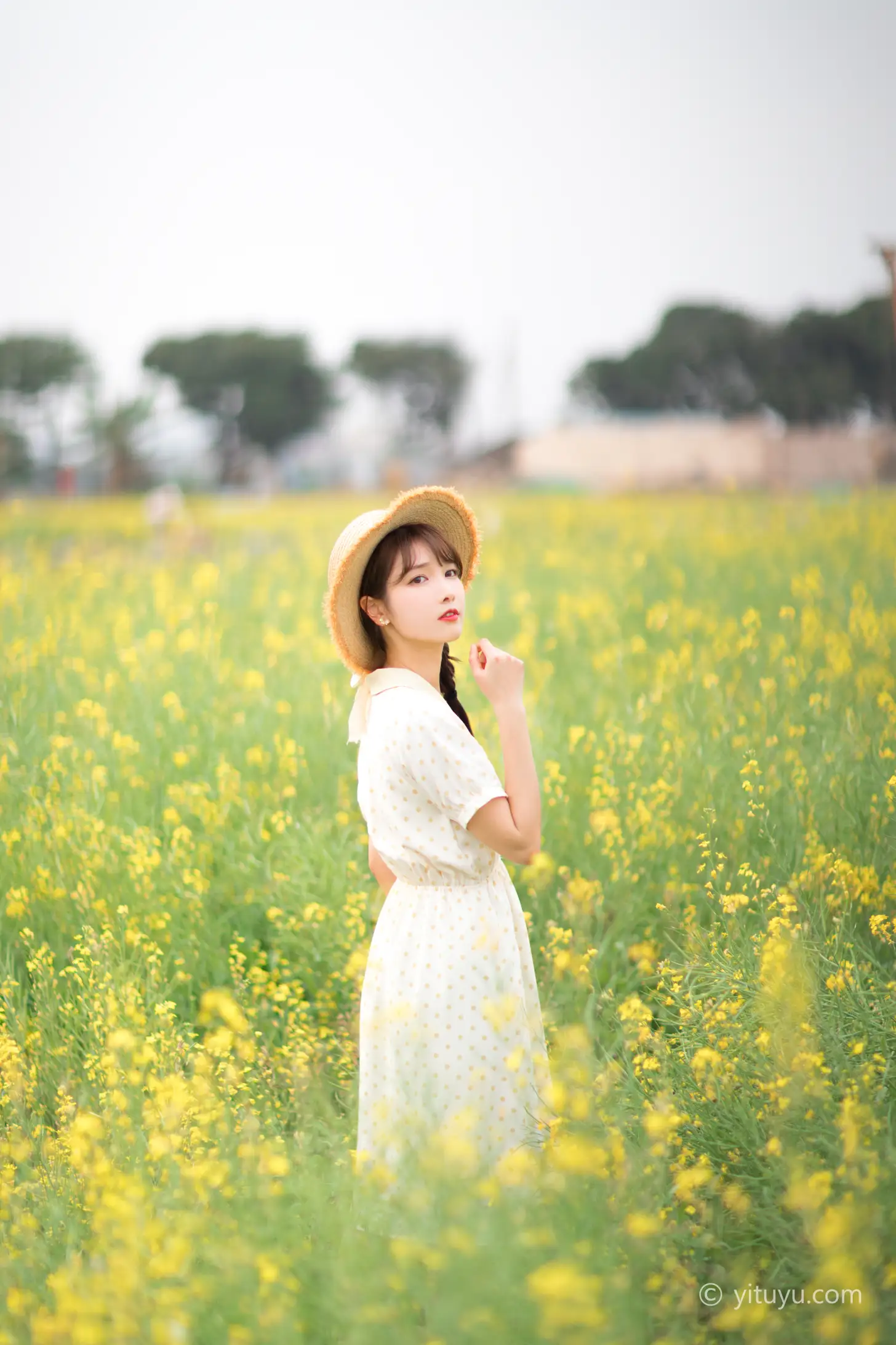 [YITUYU] 2021.04.01 Vol.030 – Born like a summer flower Xiangxiang#[25P]-13